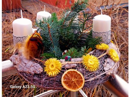 Slunečný věnec s minerály