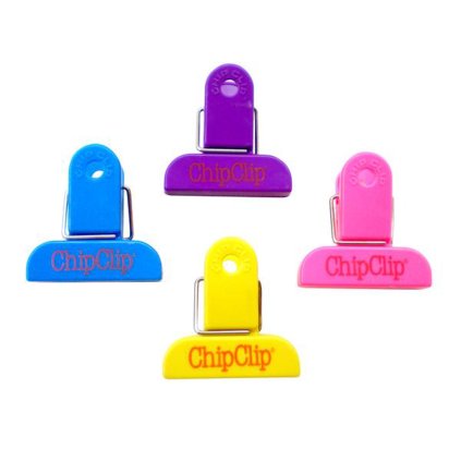 Clip with magnet 4 pcs, 4 x 4 cm
