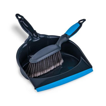 trowel with rubber edge and broom 35 x 22,5 x 12 cm