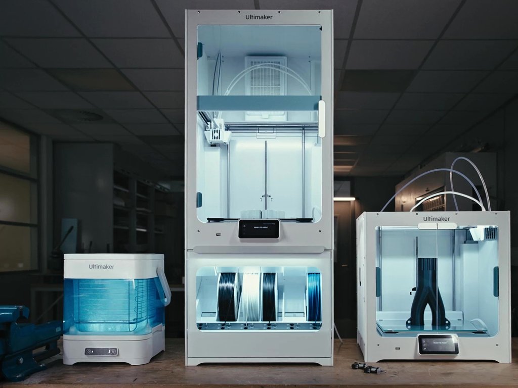 Zpravodaj 3D: Nové 3D tiskárny a pozvánka na zimní roadshow