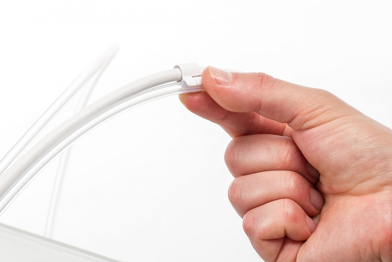 ultimaker-replace_bowden_fix_cable_clips