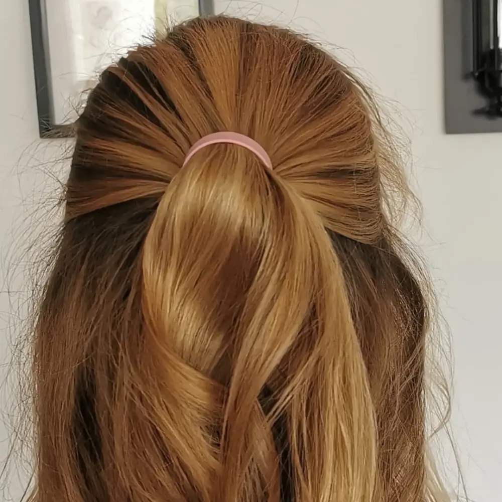 lovely-rose_1000x_model