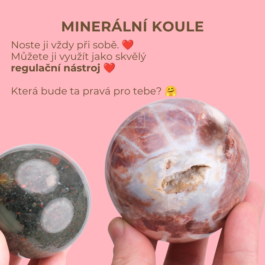 Objev minerální koule z přírodních kamenů. Každá je jedinečná, příjemná do dlaně a krásná jako malá opora pro chvíle klidu i radosti.