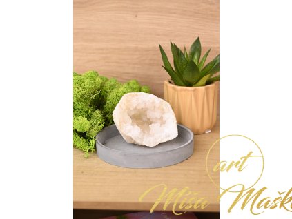 Křišťálová geodka z Maroka (síla, ochrana, meditace, univerzálnost) č.16