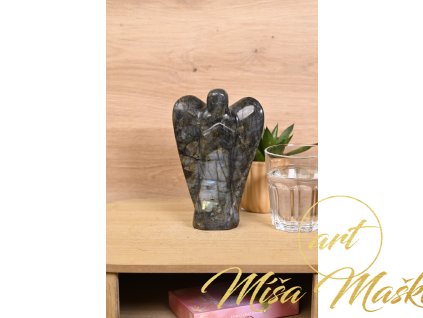 Labradoritový anděl z Madagaskaru(silná ochrana s magickou energií) č.4