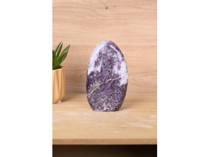 Lepidolit leštěný obelisk (spojení s andělem, tiší hněv) č.14