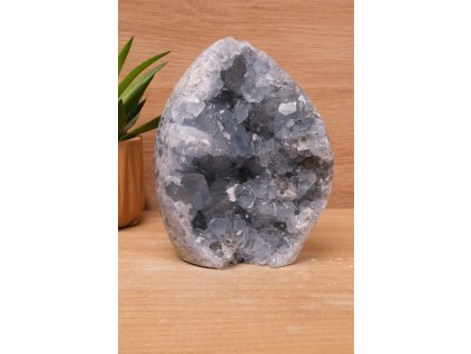 Vzácný andělský celestýn "kámen nebes" vybroušená drúza (spojení s andělským světem) č.1