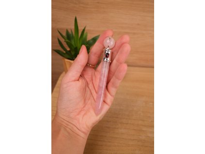 Ručně vyrobená minerální hůlka (růženín, granát)