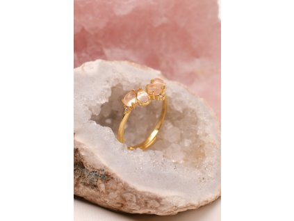 Pozlacený prsten s růženínem (uni) korunka