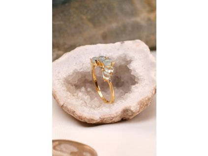 Pozlacený prsten s akvamarínem (uni) korunka
