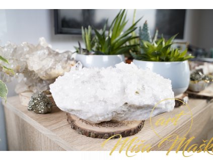Krásná křišťálová drúza AAA kvalita (síla, ochrana, meditace, univerzálnost) č.42 3,7 kg
