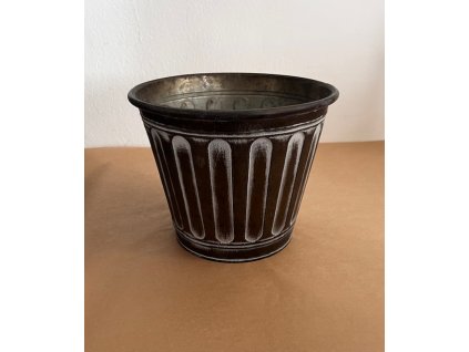 Plechový květináč 6
