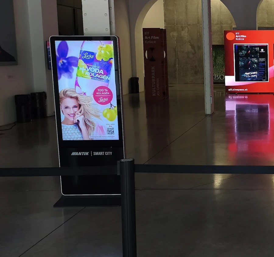 ezgif-745a8ca05be01368