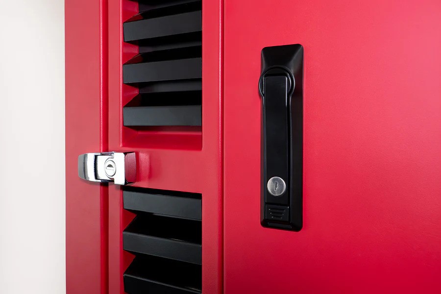 ezgif-4d76577cacda4240