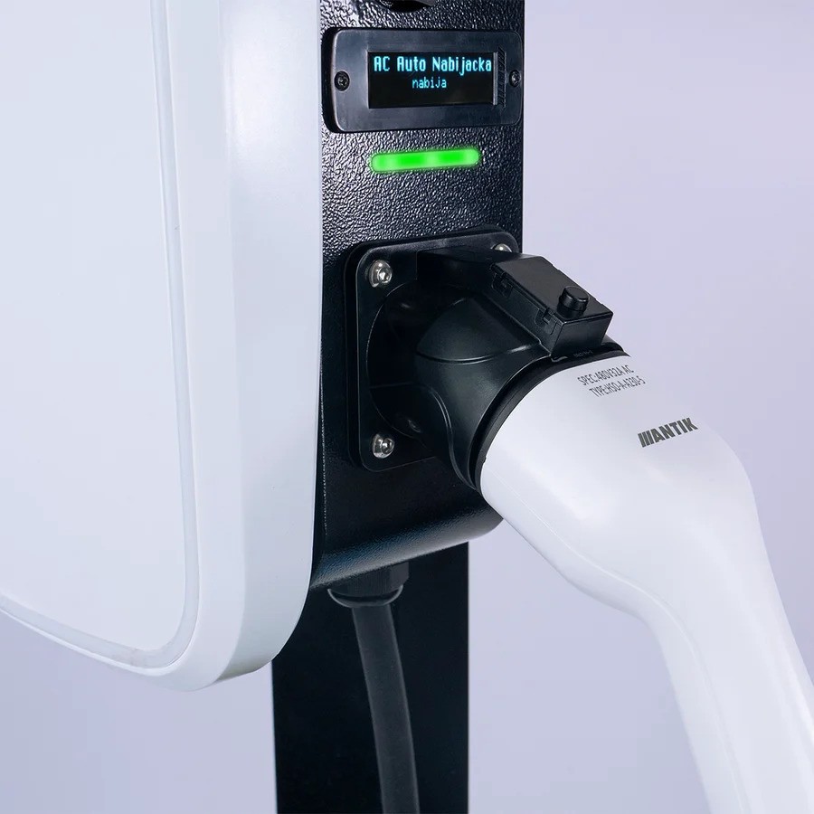 ezgif-58a6e6a0c62c4a