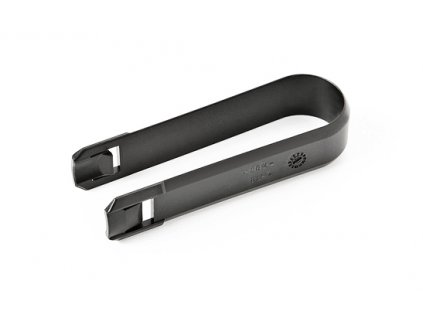 Demontážní přípravek na originální krytky šroubů kol