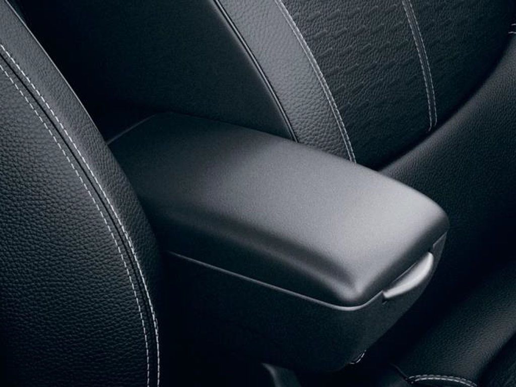 Loketní opěrka pro sedadlo řidiče – koženka, vzhled karbon