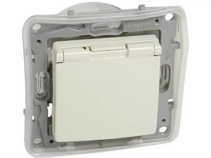 NILOE Zásuvka 2P+T IP 44 béžová 764637