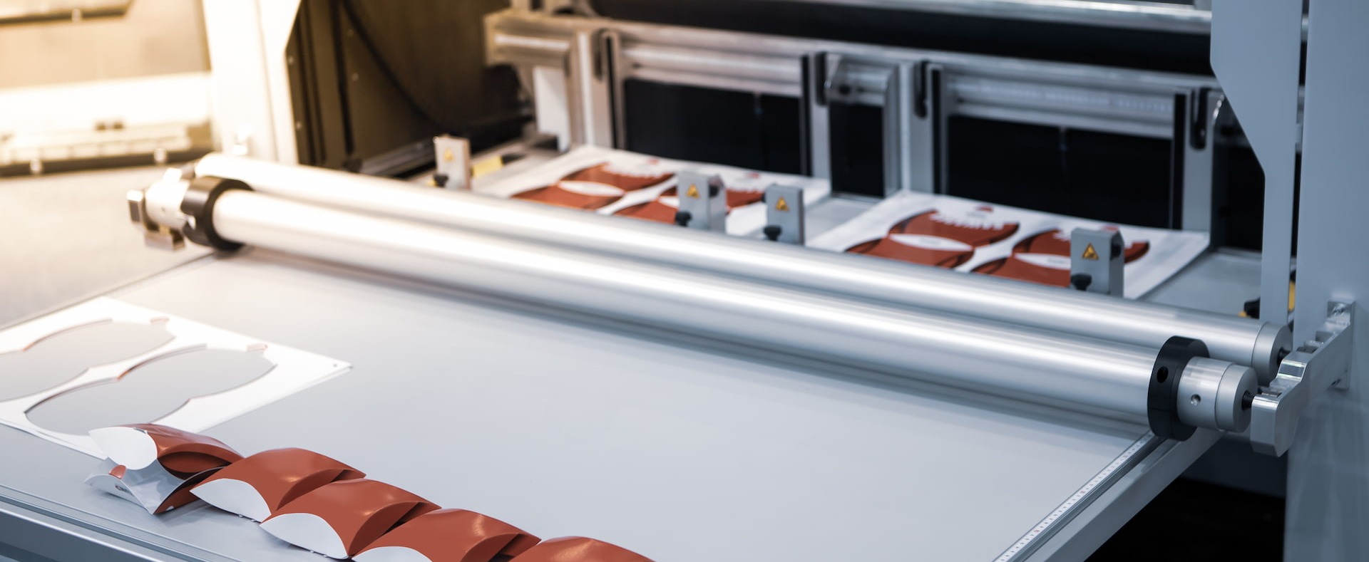 Konverting materiálů na míru vaší výrobě