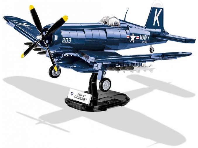 Korean War Vought F4U-4 Corsair, 1:32, 511 kostek, 1 figurka
