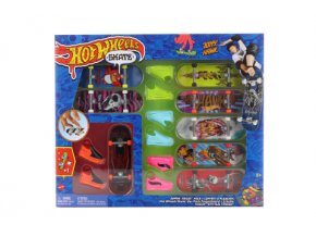 HOT WHEELS 8 ks fingerboard a boty