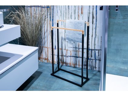 vesiak do kupelne kov cierna farba bambus