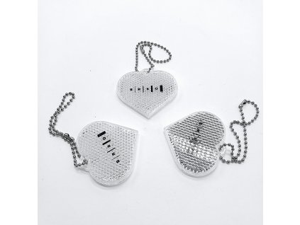 Reflexní přívěšek srdíčko - odrazka