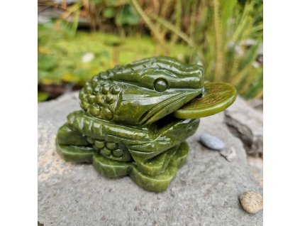Čínská Žába hojnosti ze zeleného nefritu