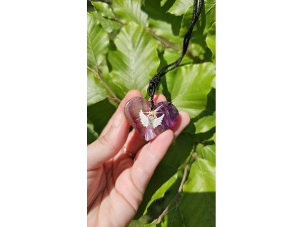 Malované srdíčko duhového fluoritu