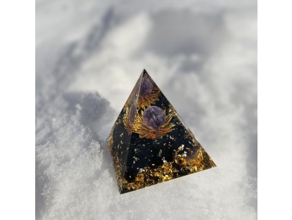 "Paprsek světla" - orgonitová pyramida archanděla Azraela