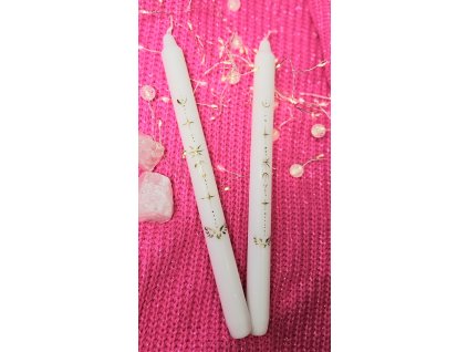 Svíce Hromnička – světlo ochrany, očisty a vnitřní síly