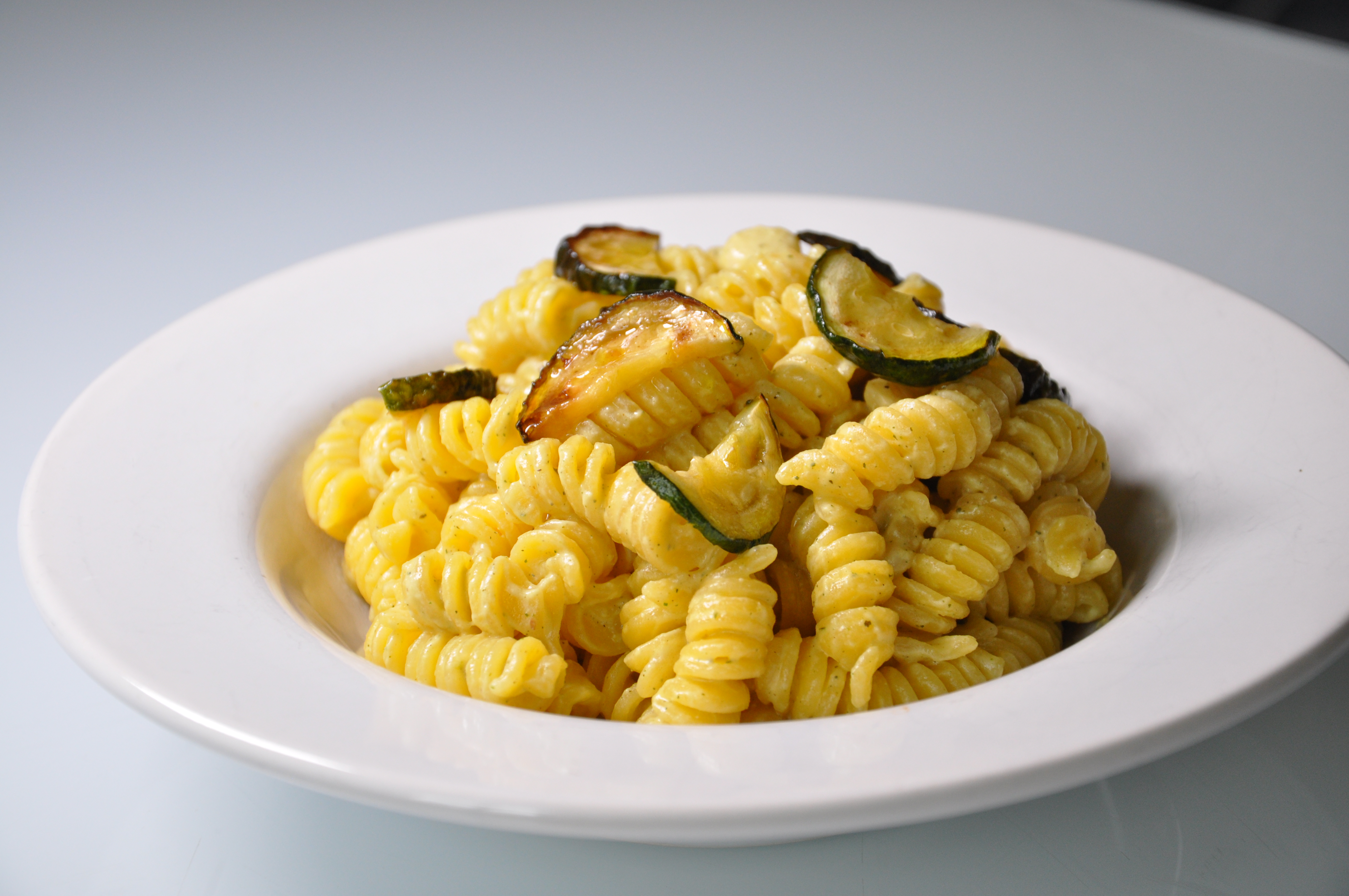 Bezlepkové Fusilli s cuketovým pestem, recept Celiakárna