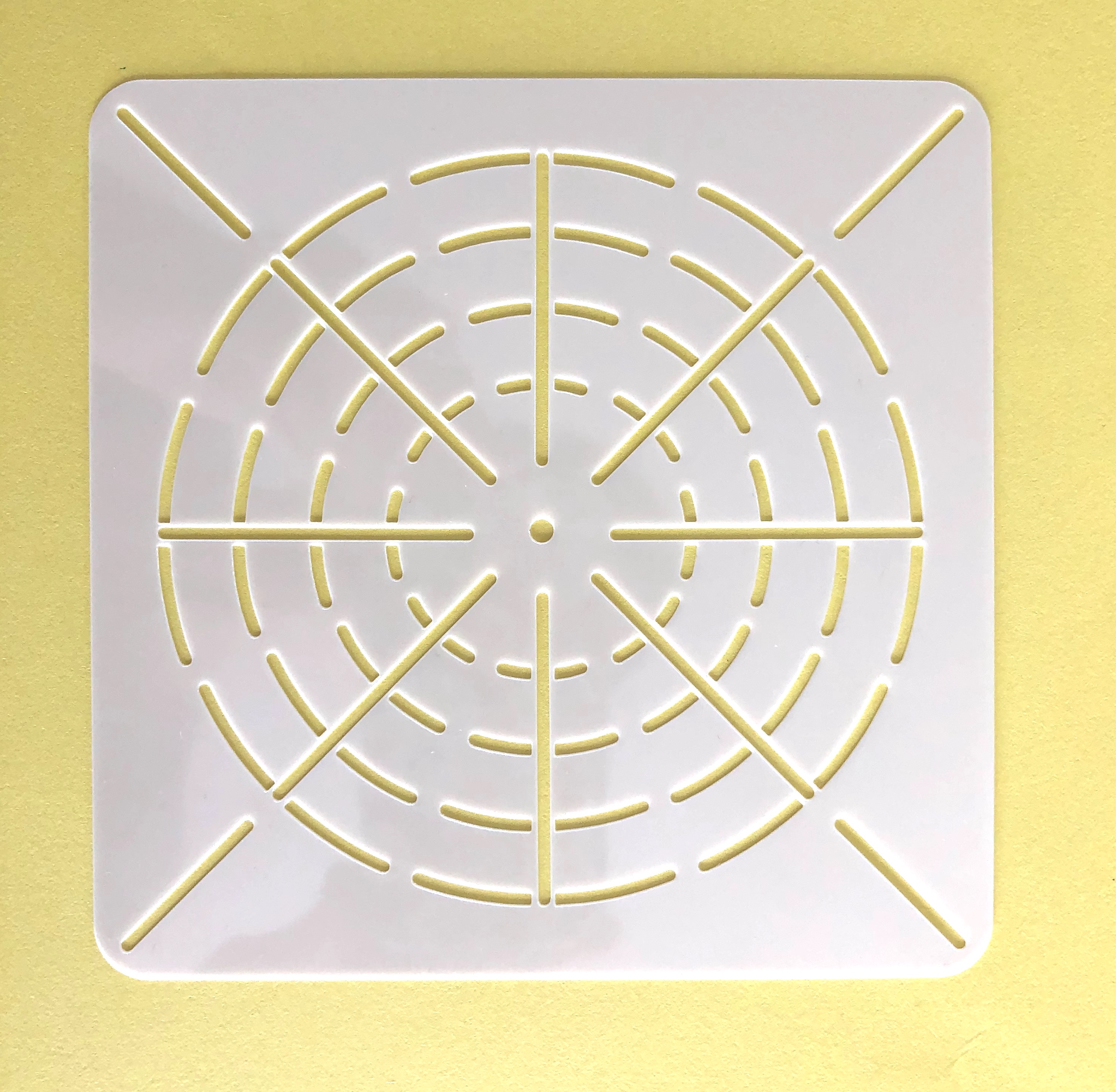 Plastová mandalová šablona pro tečkování (13x13 cm) B