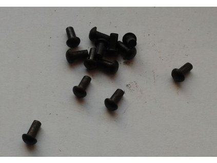 Nýt-plný 30 A 2,5x5