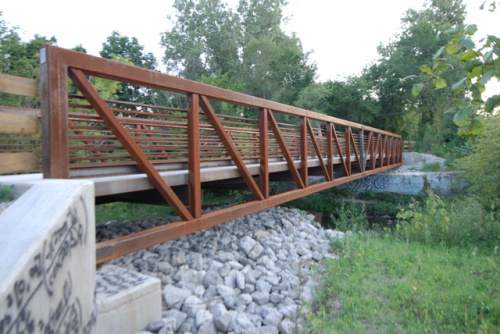 corten-steel-bridge