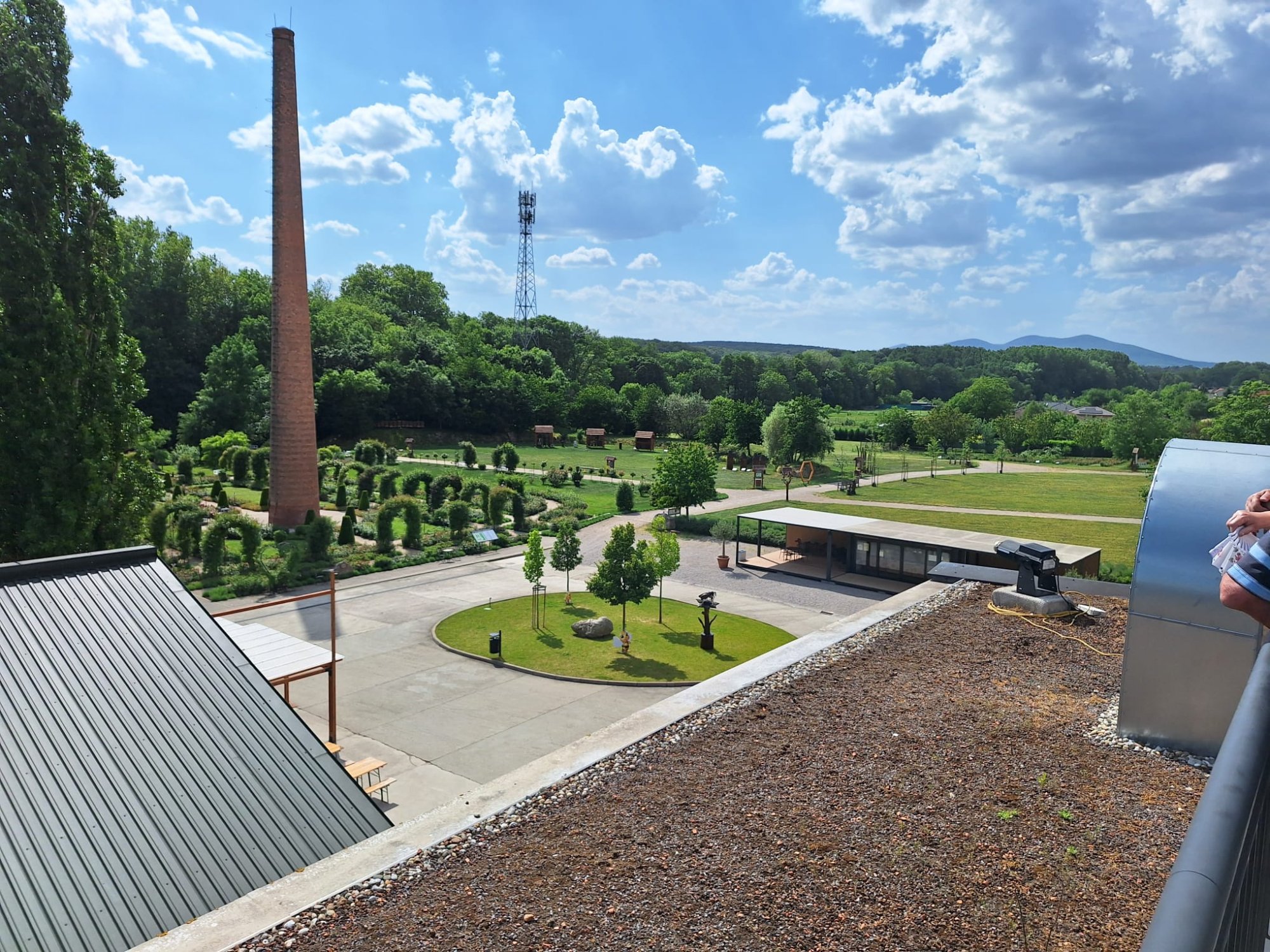 Pozdrav z výletu: Trnava a Dolná Krupá | 27. 5. 2026
