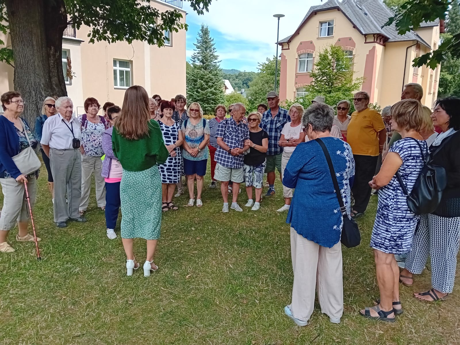 Pozdrav z výletu č. 37 – Fauna Park a zámecké Velké Losiny s pralinkami | 11. 8. 2026