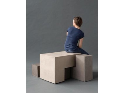 Atelier Vierkant stolička LC25