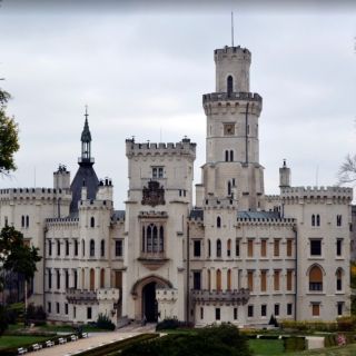 Brzy začíná sezóna návštěv hradů a zámků v Česku. Jak dobře je znáte? V komentáři najdete kvíz, kde si můžete vyzkoušet,...