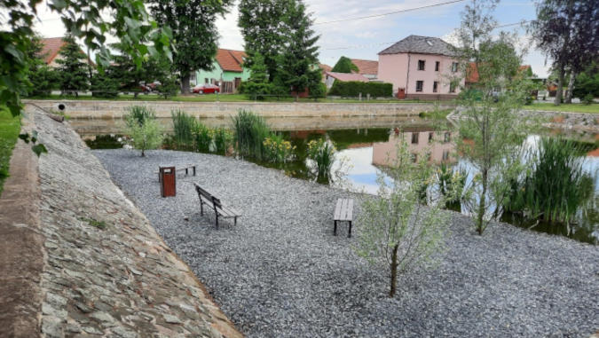 Revitalizace požární nádrže - Obec Dvory