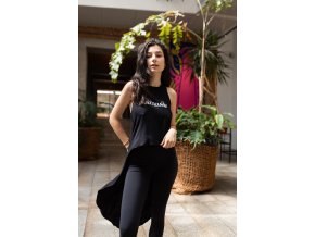 asymetrický crop top
