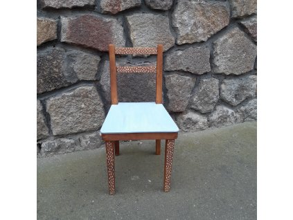 DĚTSKÁ židlička