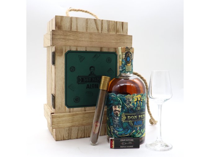Don Papa Alon s vlastní etiketou . Wood box pro gentlemany