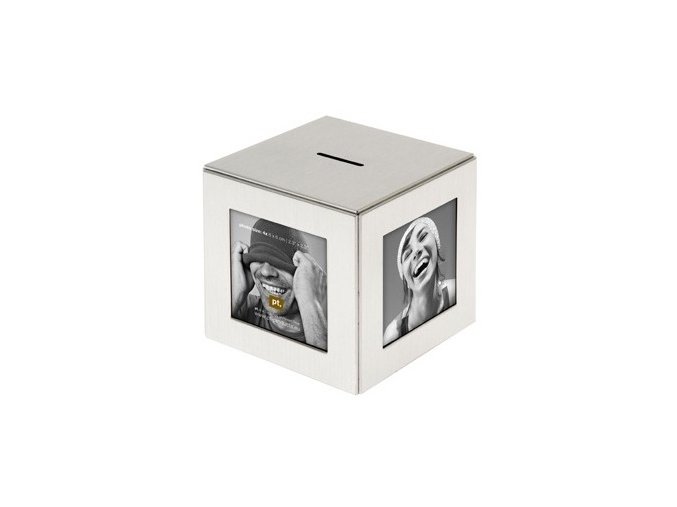 Krychlová pokladnička .  Photo