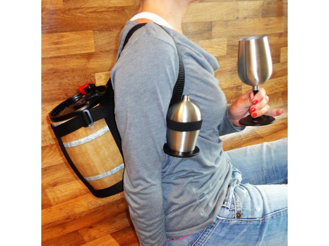 vinný soudek design dřevo