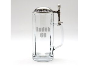 Půllitr s kovovým víčkem a vlastní text