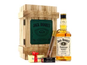 Jack Daniel's "Honey" .  whisky s vlastní etiketou