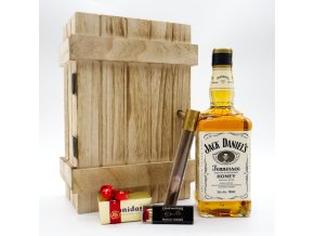 Jack Daniel's "Honey" .  whisky s vlastní etiketou