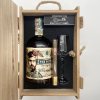 Don Papa Baroko s vlastní etiketou . Wood box pro gentlemany