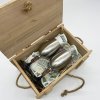 Nerezové cestovní sklenky pro novomanžele . Wood box s penězi